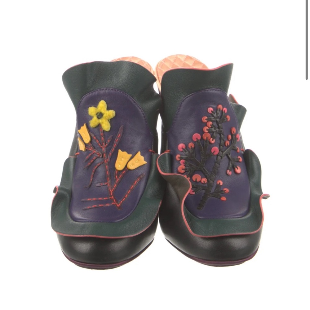 Fendi leather floral print mules